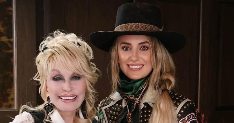 Dolly Parton Passed Some 'Real-Life Wisdom' on to Lainey Wilson After Their Epic Judds Duet