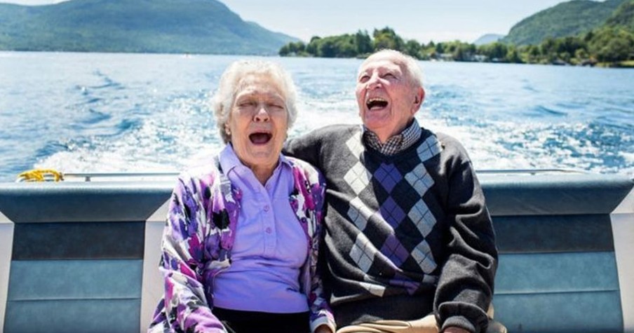 12 Photos Of Couples Married 50 Years Shows What Love Really Looks Like