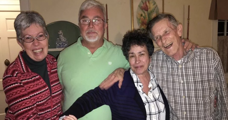 After Decades Thinking Sister Was Dead, 60 Yrs Later, Family Reunites