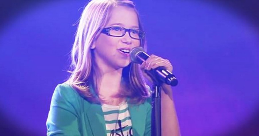 8-Year-Old Laura Sings 'I Will Always Love You' And Stuns Judges