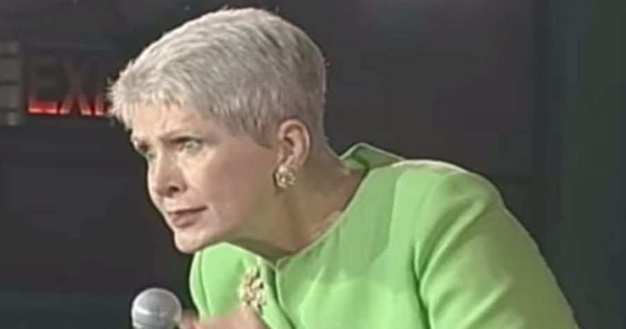 Comedian Jeanne Robertson Shares About Her Trip To Hawaii