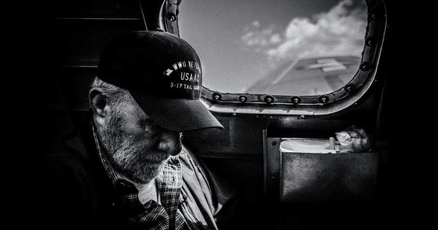 This Veteran Spent 6 Months In A Prison Camp With A Pocket Bible Always By His Side