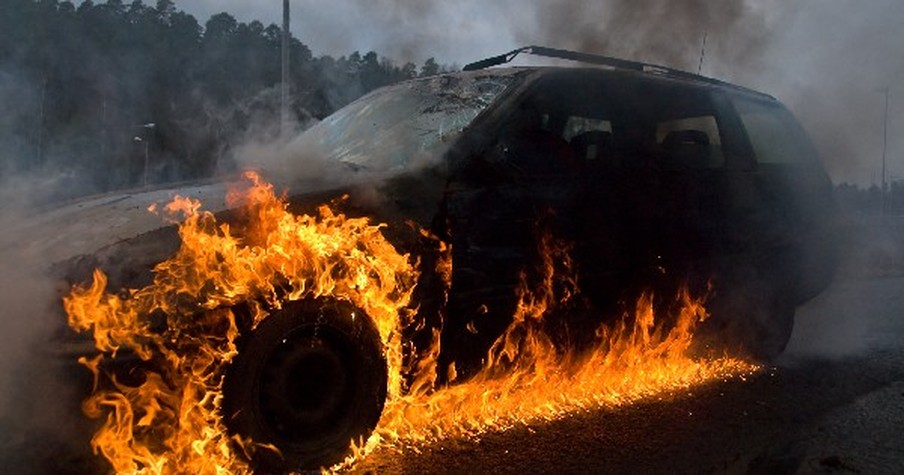 He Reached Into The Burning Car And Pulled Just As It Exploded. And He Knows God Put Him There!