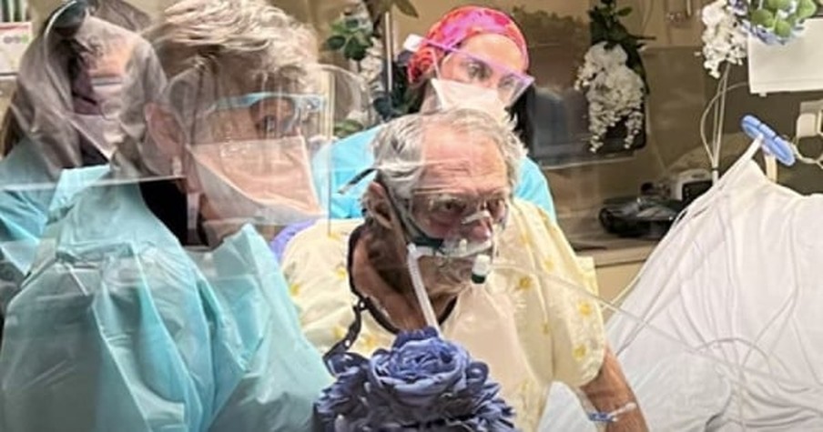 Dying Man Marries His 74-Year-Old Sweetheart In The ICU, Then 2 Days Later He's Gone