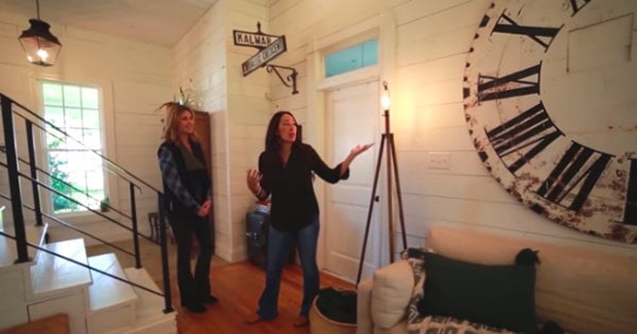 Chip And Joanna Gaines' Home Features A Broken Clock And The Story Behind It Is Pretty Cool