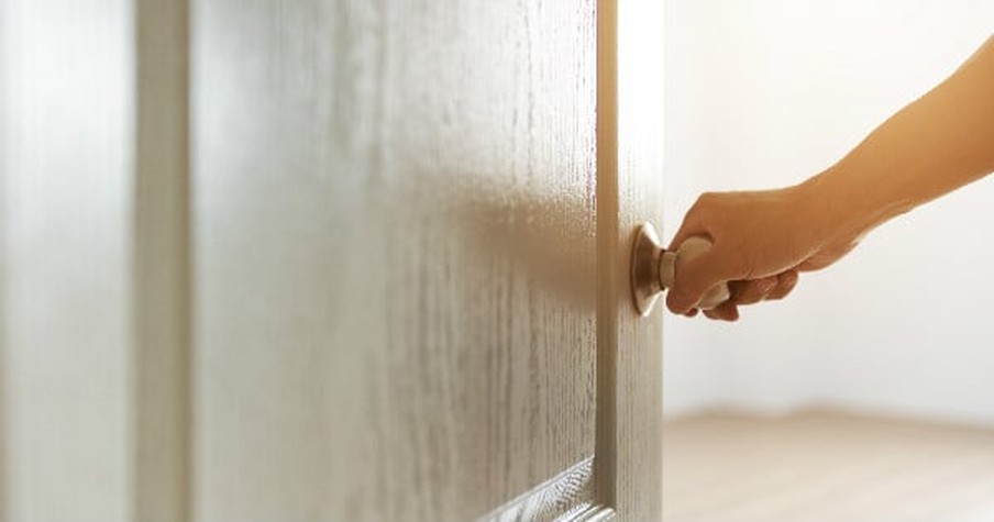 9 Signs That God Is Opening a Door