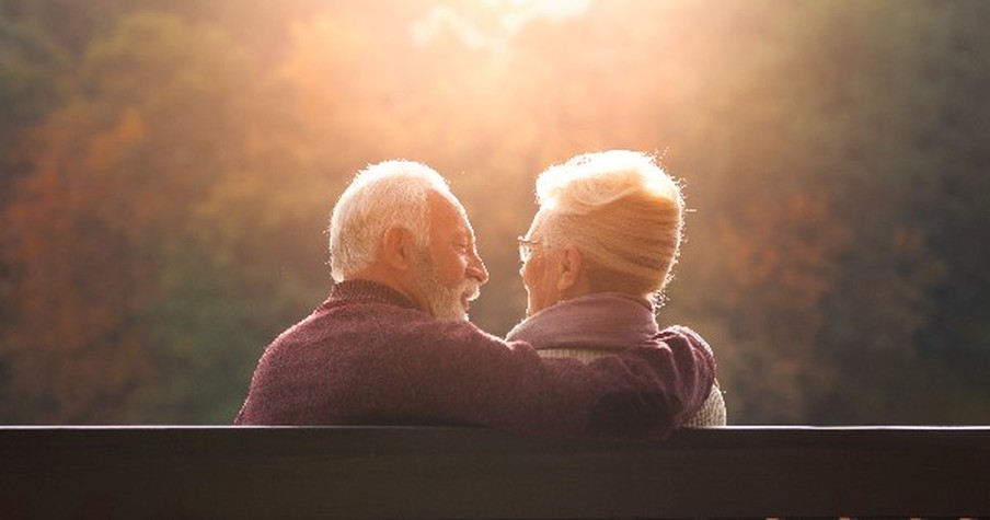 This Elderly Man Shows Love in the Most Unexpected Way