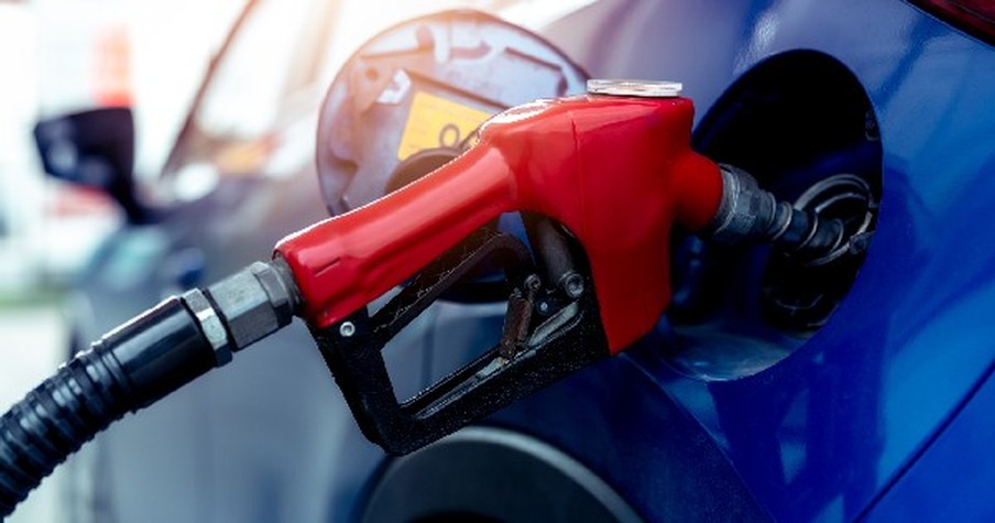 Mom’s Incredible Act of Kindness For A Vet At A Gas Station