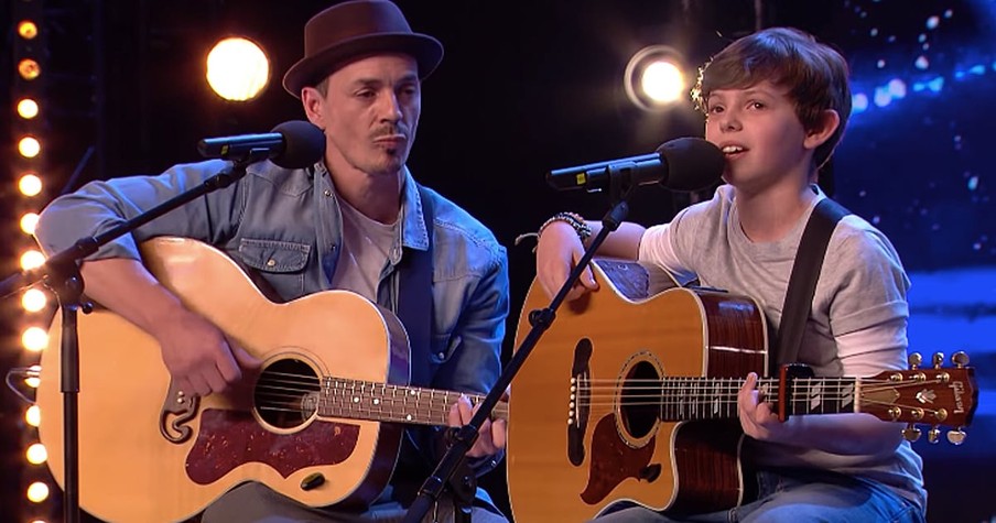 Father-Son Singing Duo Earn Simon's Golden Buzzer