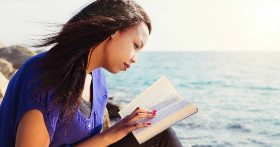 10 Books of the Bible You Should Read Again and Again