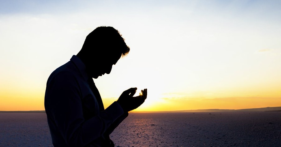 Here Are 4 Ways To Pray When Bad News Comes