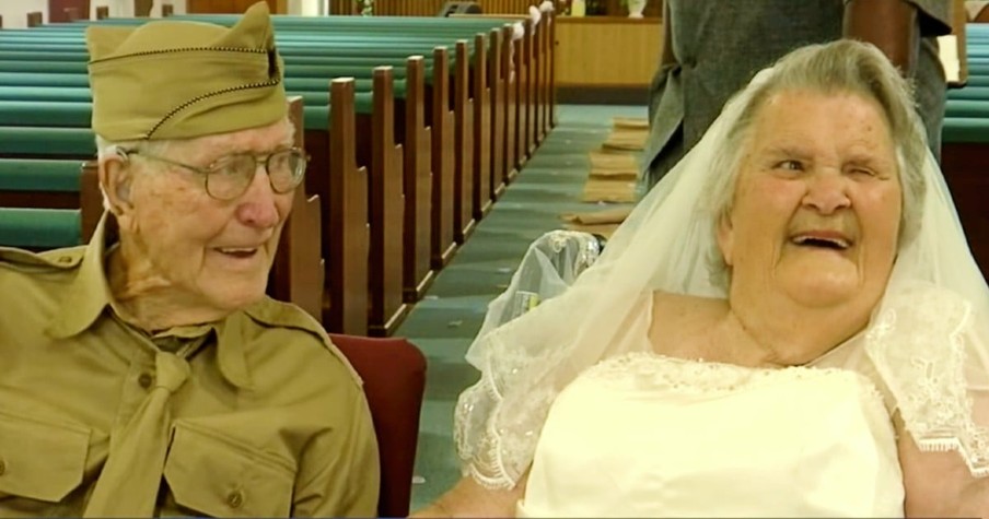 Couple Shares Secret to Marriage on 75th Anniversary at Wedding They Never Got in 1946