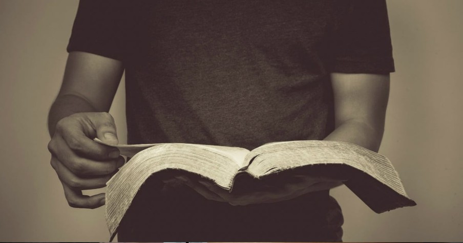 The 8 Bible Passages You Need To Memorize