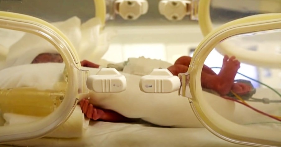 9 Babies Born At Once Are A Miraculous Surprise For Mom Only Expecting 7