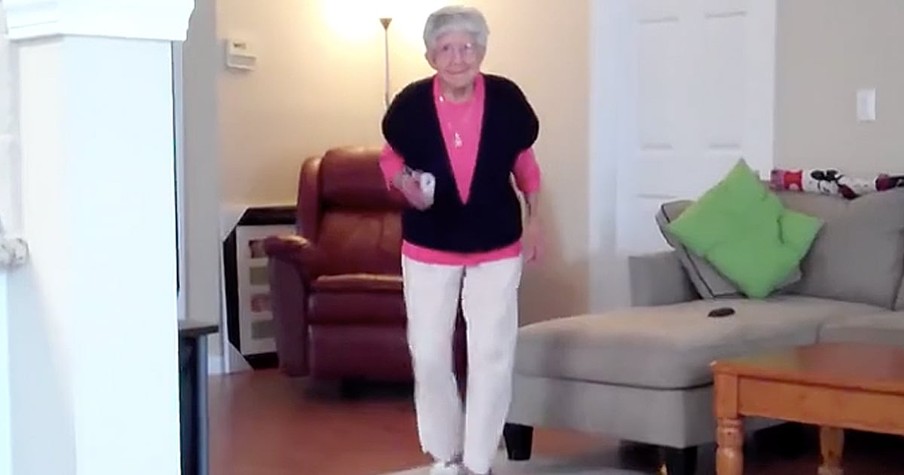 Spry 97-Year-Old Dances The Charleston