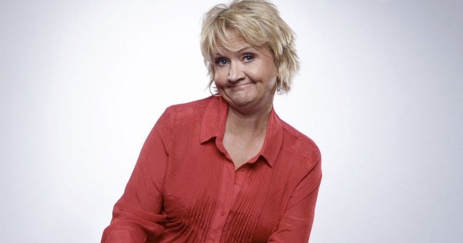 Christian Comedian Chonda Pierce Felt Like She Was 'Cheating' on Her Husband