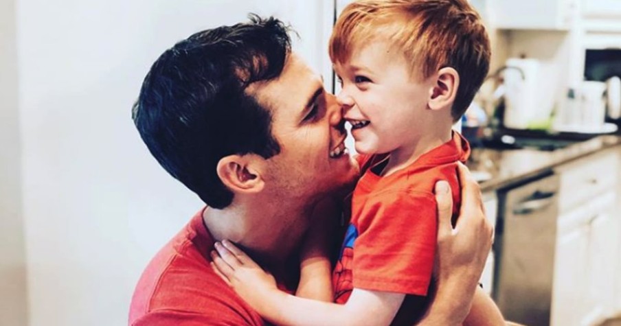 How Country Star Granger Smith Grieves His 3-Year-Old Son's Death Is A Lesson For Us All