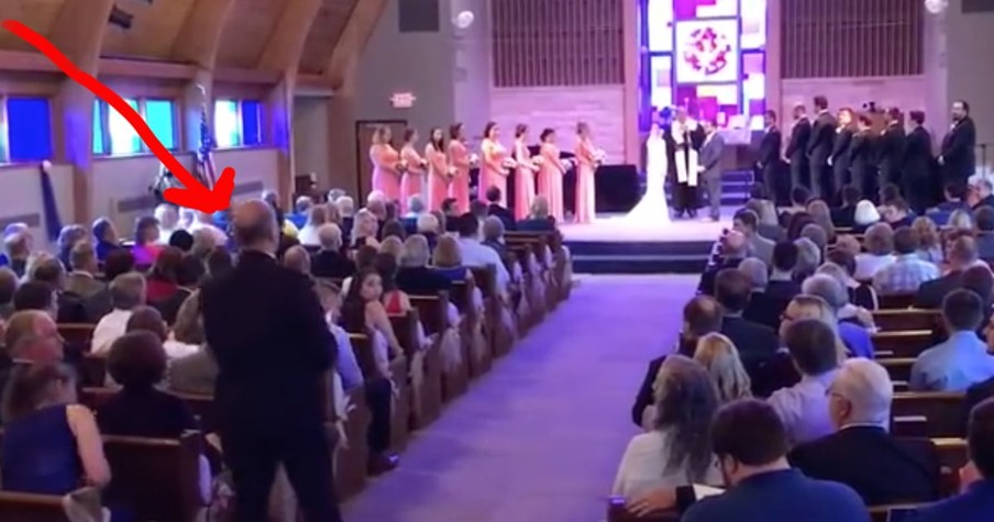 Bride Gets A Beautiful 'Amazing Grace' Wedding Flash Mob Surprise