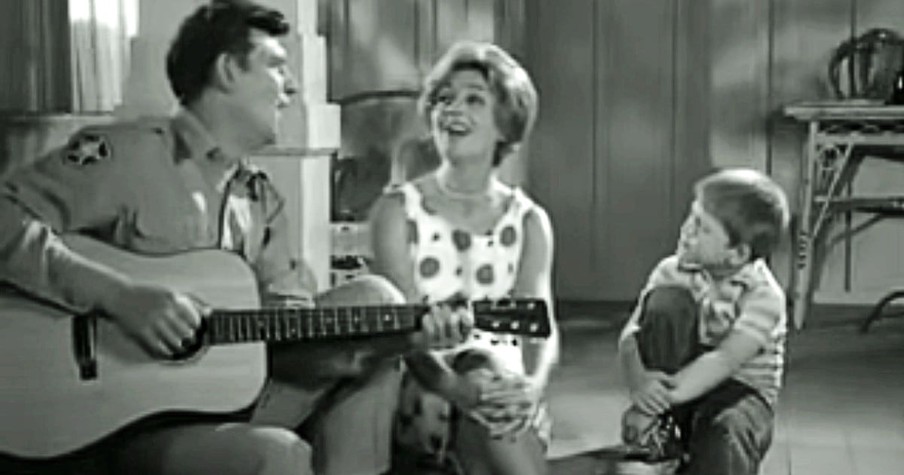 Andy Griffith Plays Guitar And Sings 'Down In The Valley' In Throwback Clip From Simpler Times