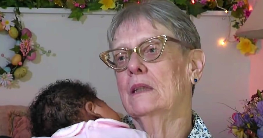 Inspiring 78-Year-Old Woman Has Become A Foster Mom To More Than 80 Babies In Her Lifetime