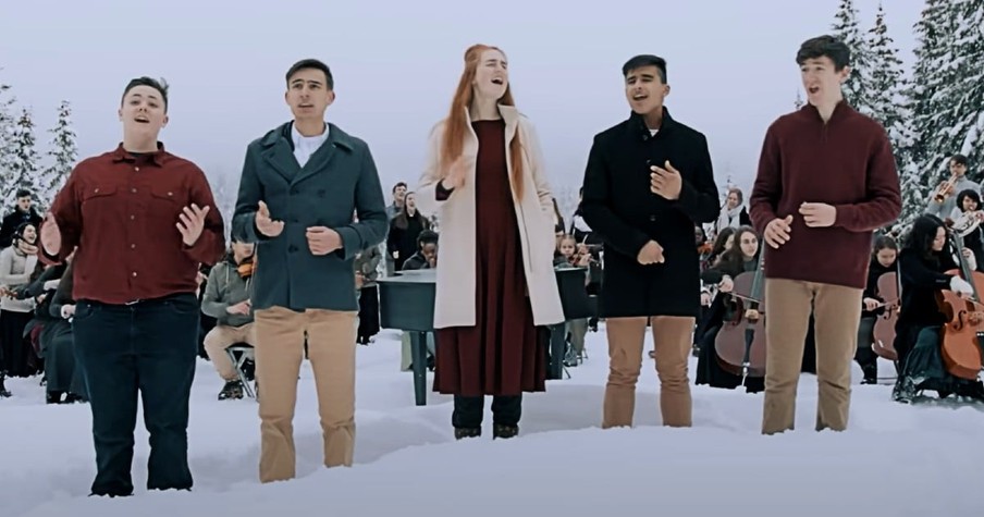 High School Choir Gathers in the Snow to Perform Best Version of 'O Holy Night' and It's Powerful