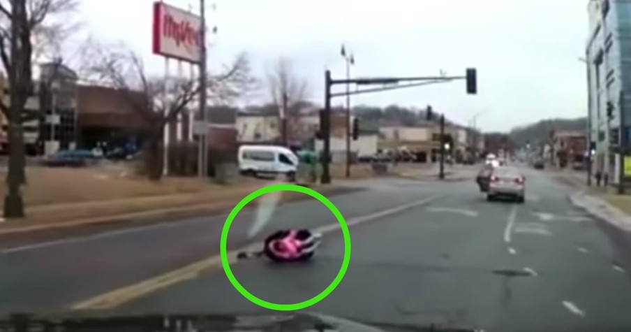 Baby Flew Out of The Back of A Speeding Car & A Truck Driver Came to Her Rescue