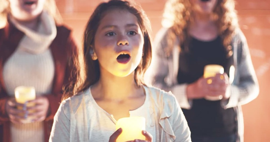 Children's Choir Sings Beautiful Version Of Mark Schultz Classic