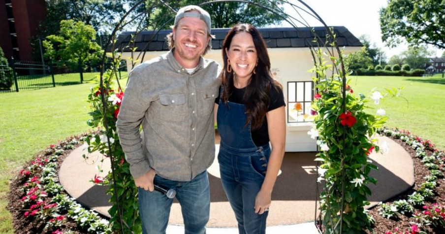 Chip And Joanna Gaines Raise $1.5 Million For St. Jude But Also Design A Very Special Playhouse