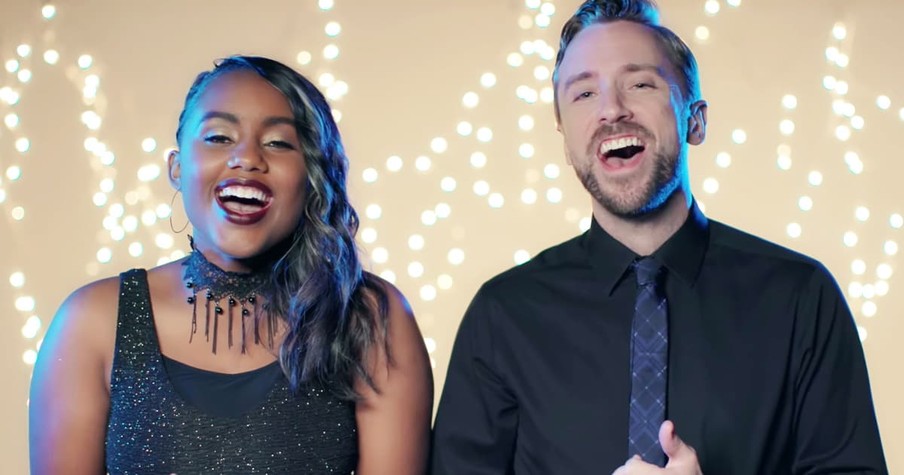 Christian Music Artists Sing Beautiful 'O Holy Night' Duet