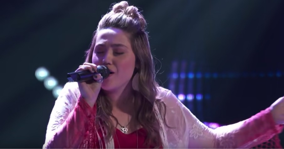 Country Girl's 'Coal Miner's Daughter' Audition Has 2 Judges Battling