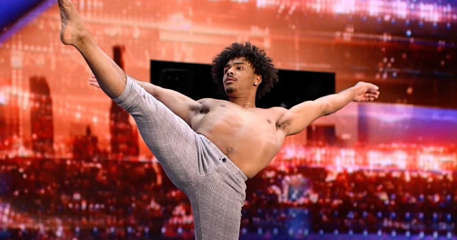 Dancer Donovyn Diaz Dedicates Performance To Mom Battling Cancer And It's Emotional