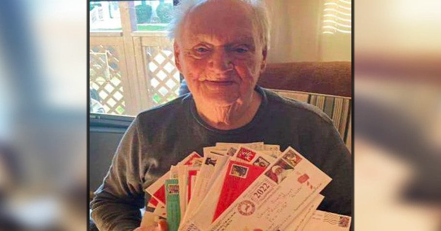 95-Year-Old Widower Feeling Lonely At Christmas Is Bombarded With Thousands Of Cards