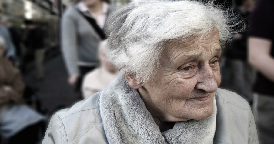 City Turns Off Grandma's Mic As She Reads Christmas Story At Christmas Festival