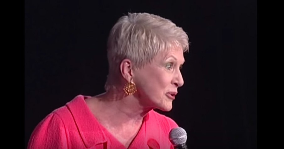 Funny Lady Jeanne Robertson And The Marmot Standoff