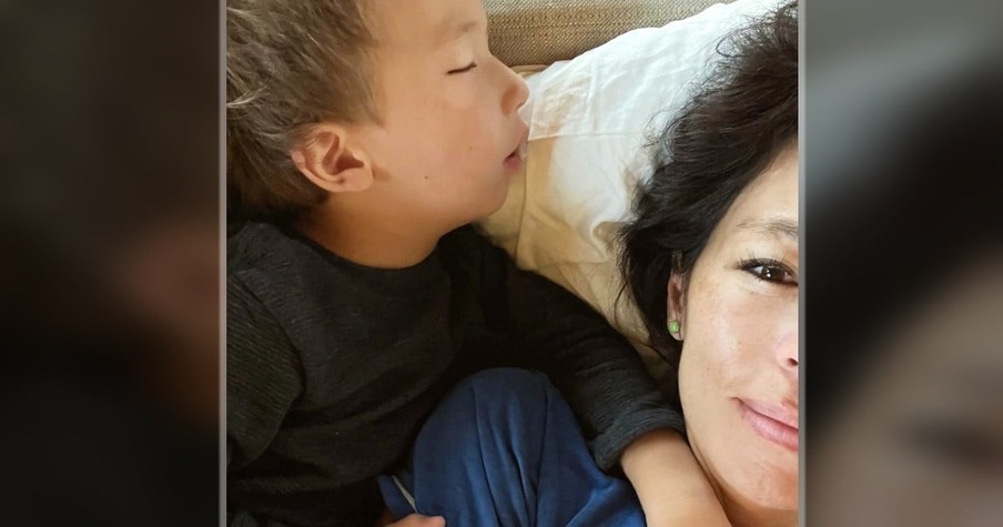 Joanna Gaines Gets Brutally Honest About Motherhood