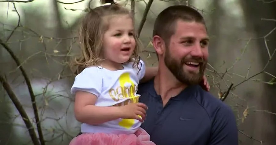 A Tiny Warrior Hit Her Last Day Of Chemo And Looked Up To See Folks Lining The Street