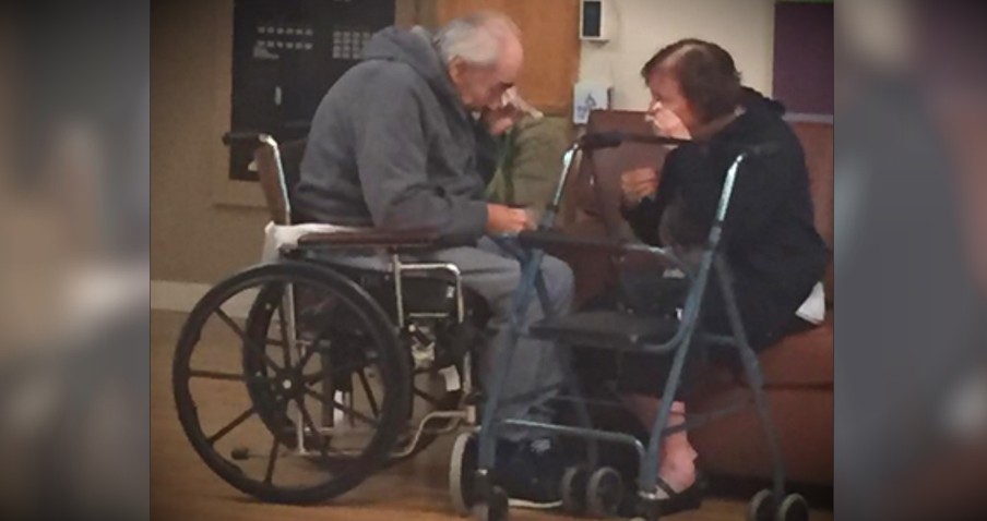 This Photo Of An Elderly Couple Crying Has The Internet Weeping, Too