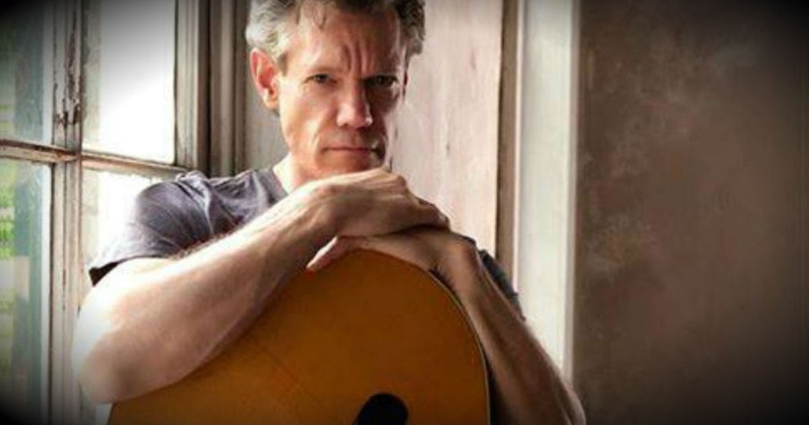 Randy Travis Sings For The First Time Since His Near-Fatal Stroke