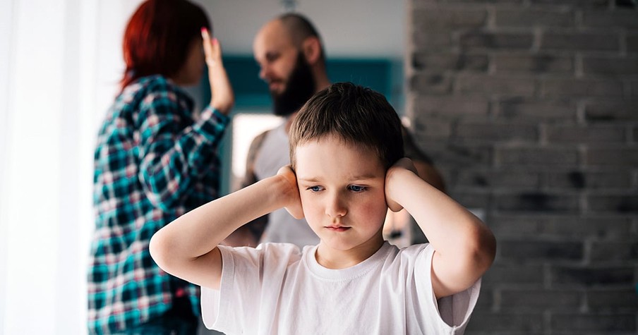 Little Boy Sent A Letter To Santa About His Angry Dad And It's Heartbreaking To Read