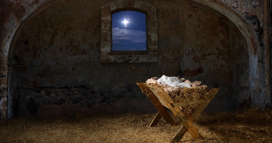 7 Short Inspirational Christmas Stories To Center Your Heart On The Real Reason For The Season