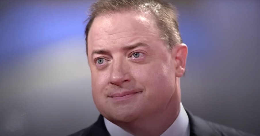 Standing Ovation At Film Festival Stuns Brendan Fraser And Moves The Actor In Tears