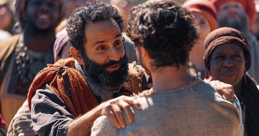 He Started Out a Nonbeliever but Here's How the Show Led 1 of the Stars of the Chosen to Christ