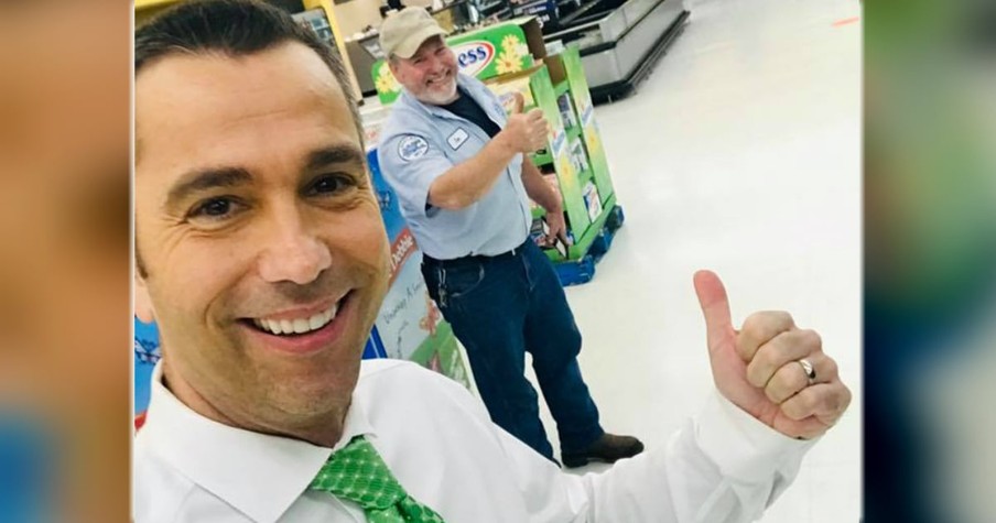 Stranger Spots Walmart Truck Driver And Asks If He Can Pray For Him