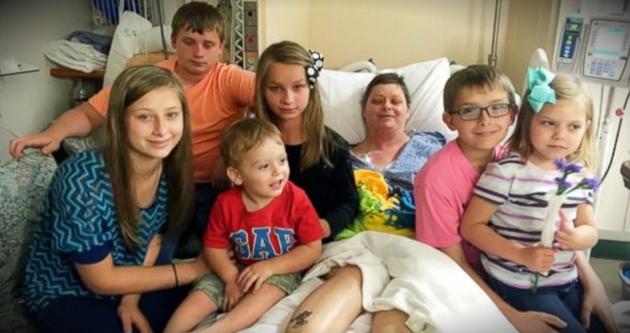 A Mom Of 3 Honors The Promise She Made To Her Dying Friend