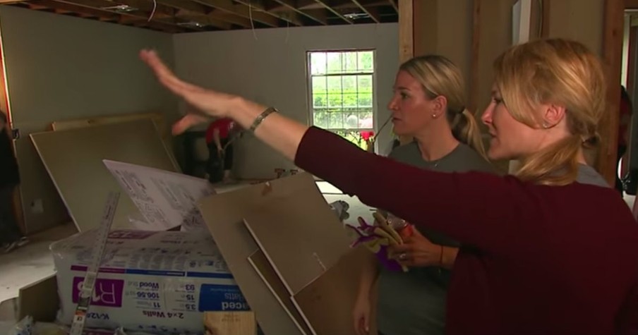 Gold Star Families Help A Hurricane Harvey Victim Rebuild Their Home
