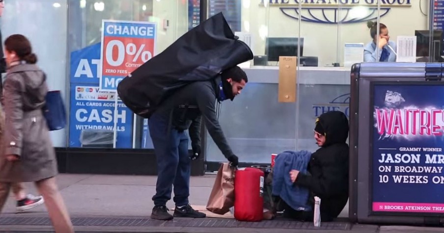 Man Hacks Amazon To Deliver To Homeless People In Need