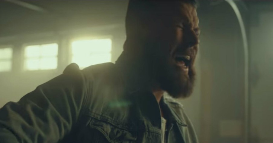 Zach Williams' Music Video Encourages Us To Overcome Fear