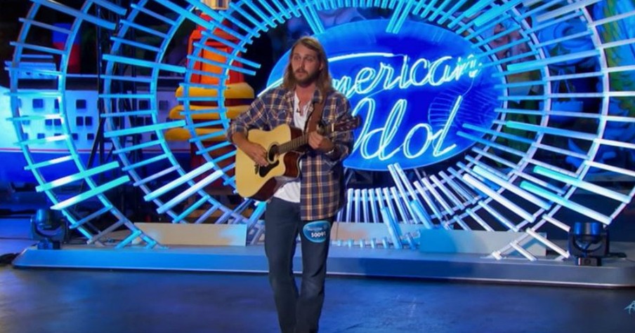 Amazing Songwriter Auditioned For American Idol After Losing His Mom To Cancer