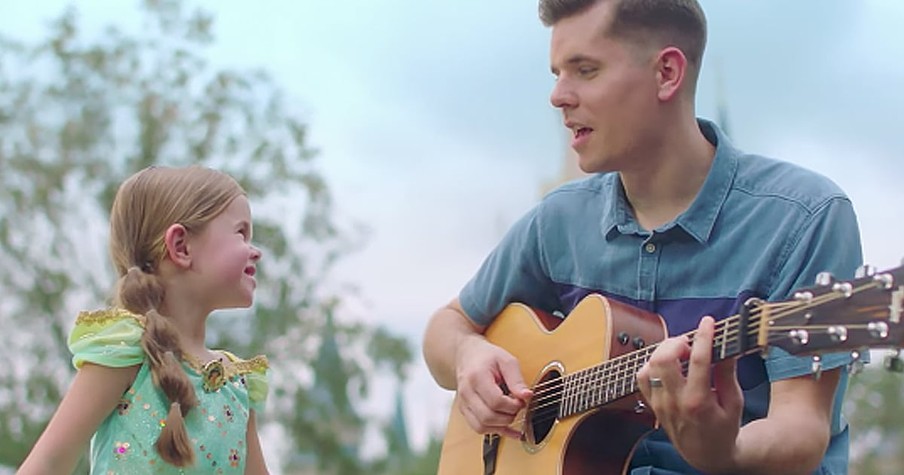 Duet Of Claire Ryann and Dad Sing 'A Whole New World' At Disney World