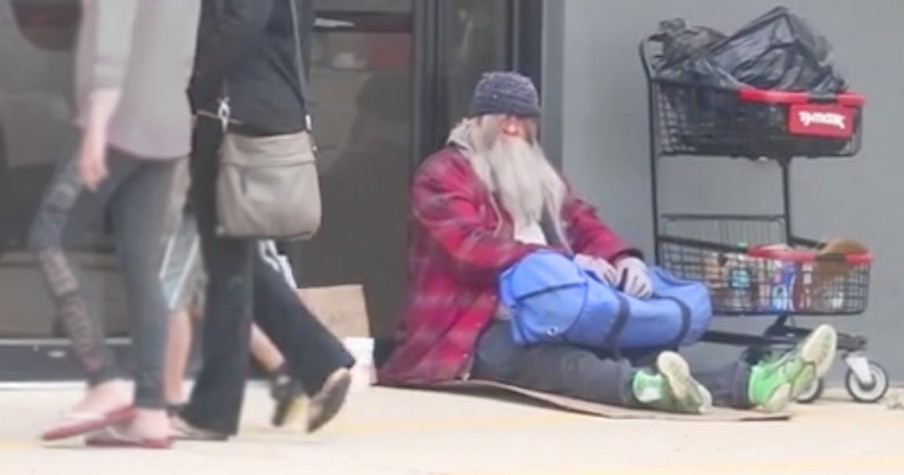 Homeless Pastor Camps Out in Front of Church to See What People Would Do